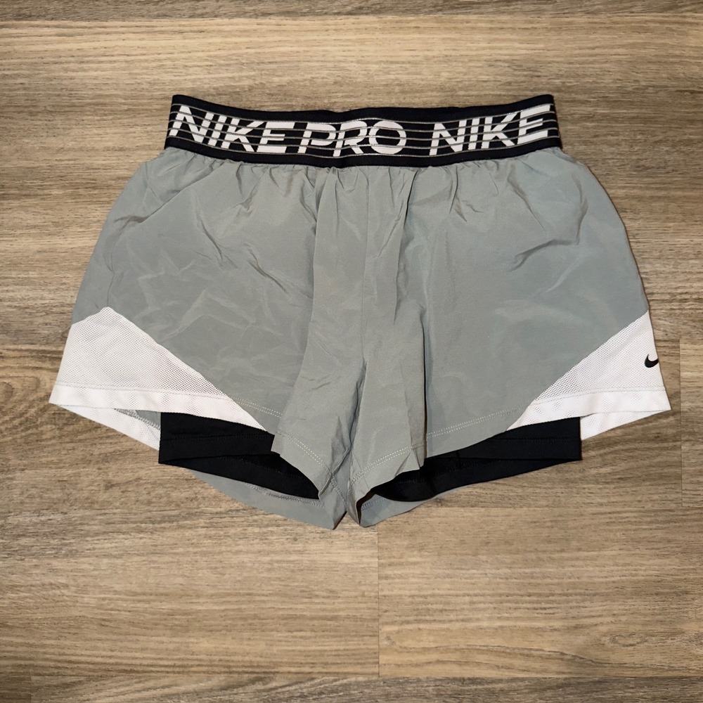 Nike Pro Dri-FIT 2-in-1 Training Shorts Womens‎ Medium Grey Black CJ2164-073
